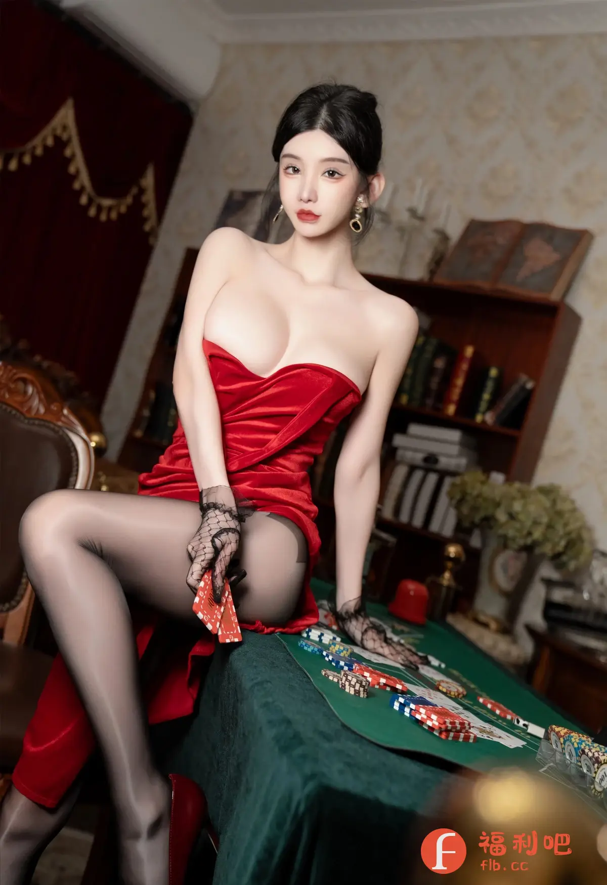 描述:这位性感尤物身穿一袭火辣红色抹胸裙,完美的曲线呼之欲出,让人血脉喷张。她坐在牌桌旁,黑色的丝袜包裹着修长的双腿,更显神秘诱惑。蕾丝手套若隐若现地握着扑克牌,仿佛在暗示着一场刺激的游戏即将开始。桌面上的筹码堆积如山,预示着今晚将是一场充满激情与欲望的豪赌。她的眼神充满挑逗,仿佛在邀请你加入这场充满暧昧的牌局。她的一举一动都散发着致命的吸引力,让人无法自拔地沉沦其中。准备好迎接这场充满刺激与诱惑的夜晚了吗?(友情提示:请各位理性欣赏,注意身心健康哦!