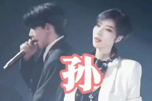酒吧DJ美女妖娆热舞醉人