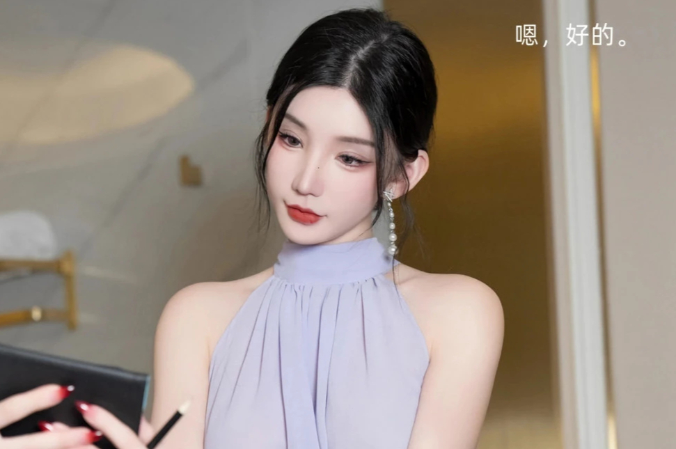 周于希Sally真空无内白皙酥胸美腿翘臀妩媚尤物