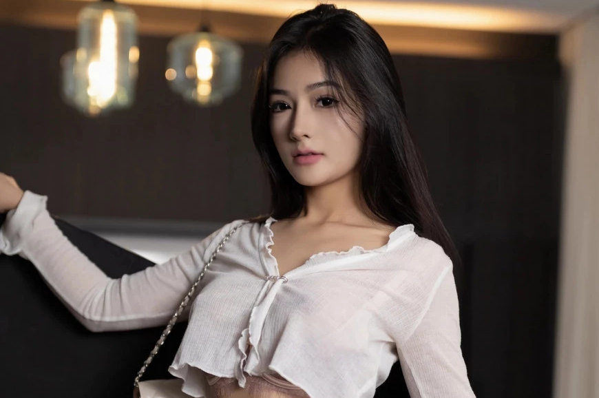 小茶茶tea清纯妩媚美女修长美腿翘臀