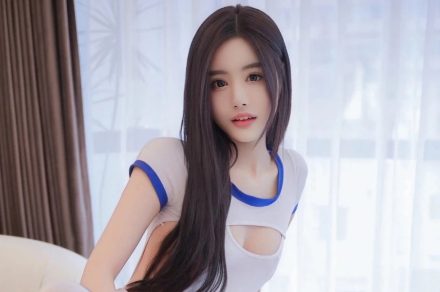 晚苏susu白皙诱人尤物酥胸美腿蜜桃臀