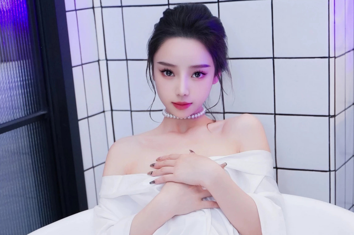苏曼兮浴室诱人冷白皮美女蜜桃臀美腿私房照